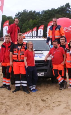 Uśmiechnięta ekipa Medsar