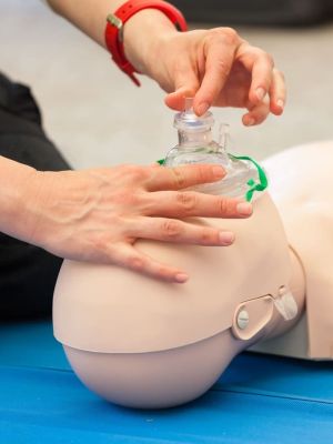 Szkolenia cz pierwszej pomocy